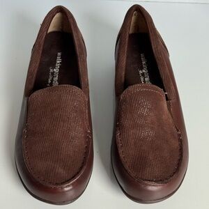Walking Cradles Women's Brown Loafers Size 6.5 W